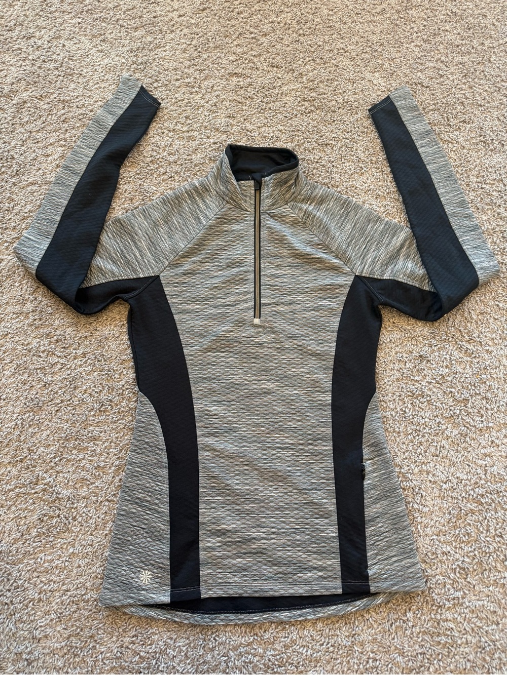 NWT Athleta Snowscape Quilted Half Zip Pullover, Gray/Black, Size Small Tall